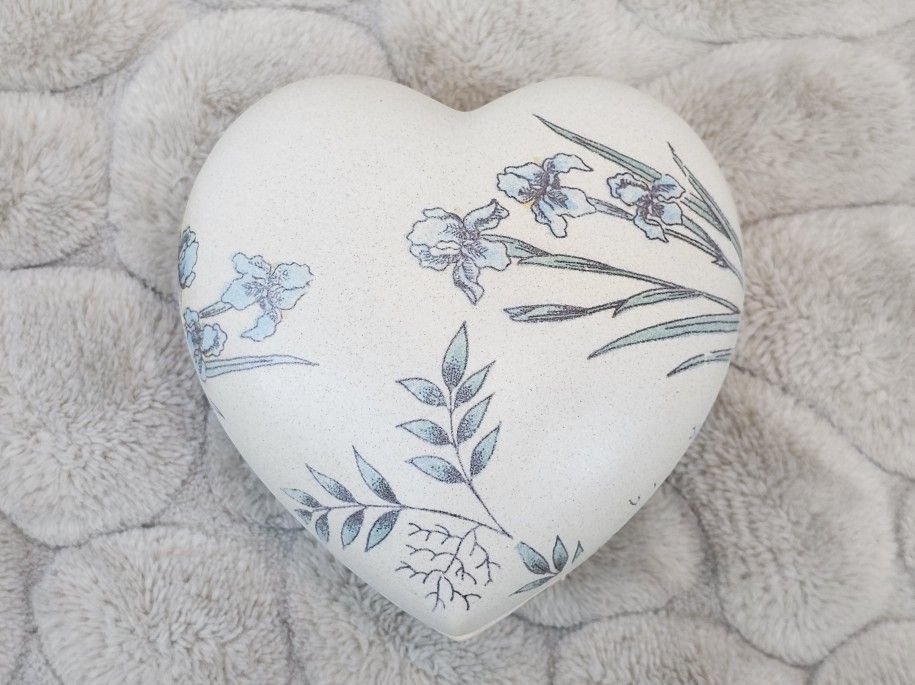 VTG COUNTERPOINT SAN FRANCISCO HEART TRINKET BOXÂ