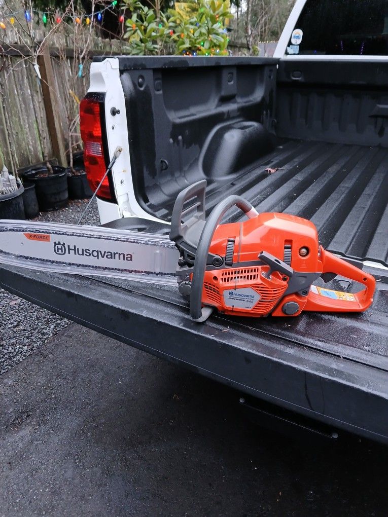 Husqvarna 545 Professional model 20-inch bar brand new never used