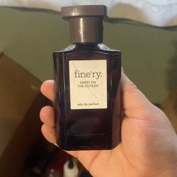Fine’ry perfum Sweet on the outside 