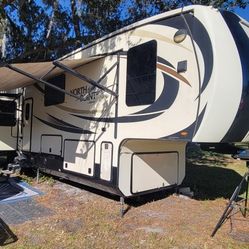 2017 Jayco North Point 377RLBH