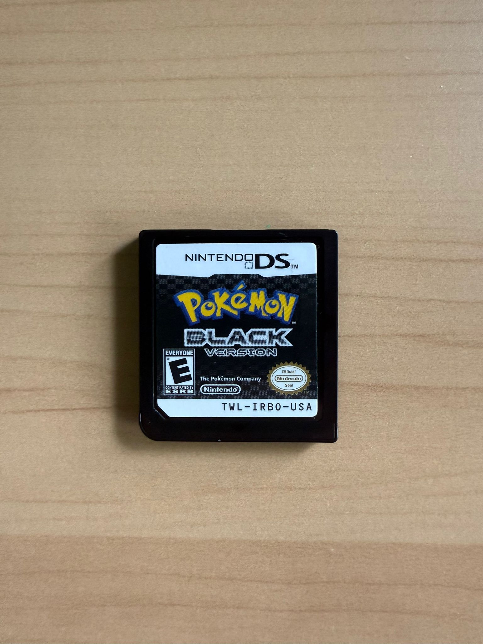 Pokémon Black Version — Nintendo DS — Authentic Cartridge Only