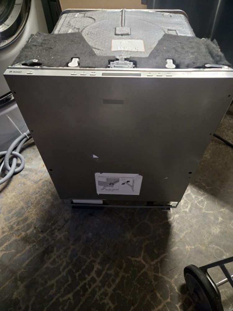 Asko Dishwasher