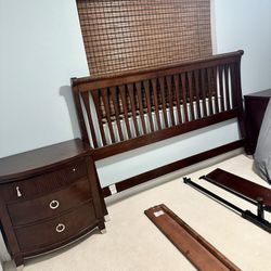 King Size Wood Bedroom Set