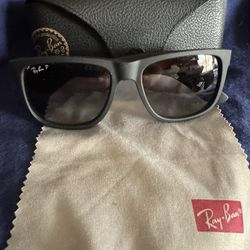EUC RayBan Ladies Sunglasses 