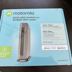 Motorola Cable Modem Plus WiFi Router 