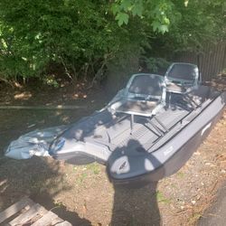 Quest Angler 8 Foot Fishing Boat and trolling motor
