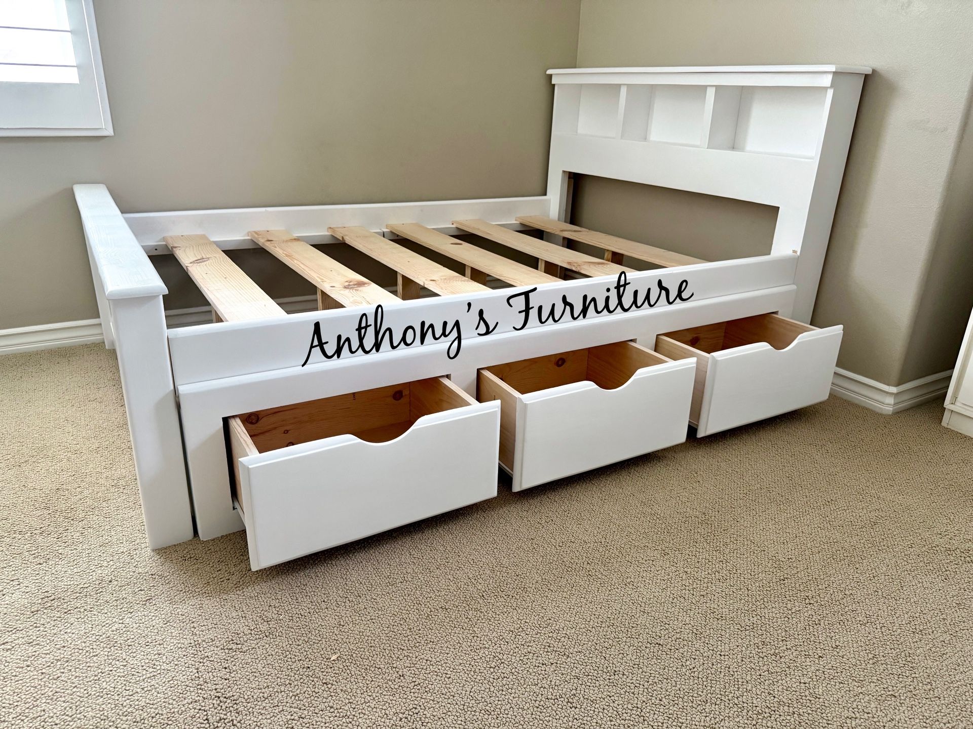 White Full Bed With Drawers 