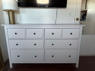 Large White 8-Drawer Dresser – Solid Wood