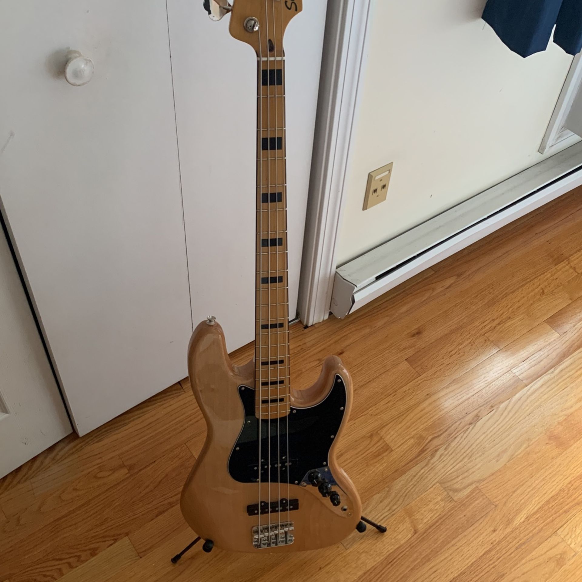 Fender Squier Jazz Bass