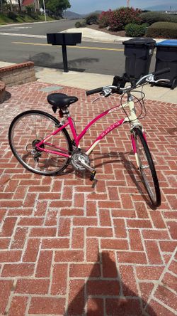 Women 7 Speed Electra Verse 21d