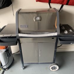 Weber Spirit Natural Gas Grill