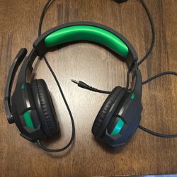 Gaming headset