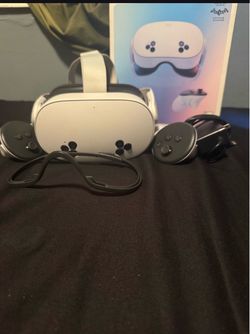 Meta Quest 3S VR Headset with Controllers and everything