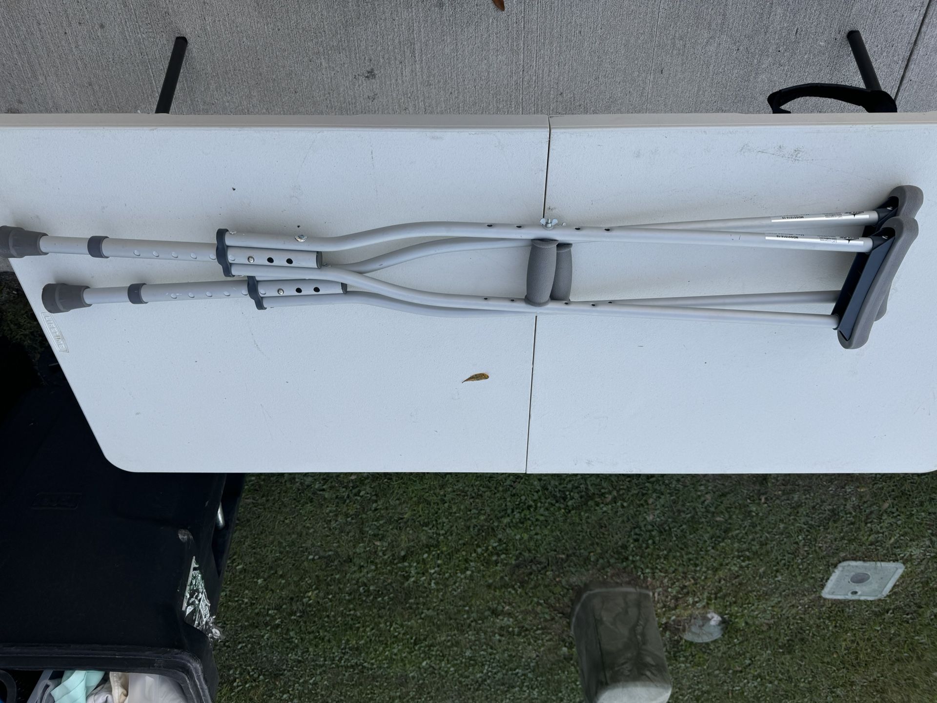 Crutches