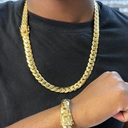 14k premium gold plated stamped necklace and bracelet
