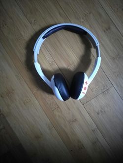 Wireless headphones