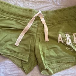 New With Tags Medium Abercrombie And Fitch Green Shorts 