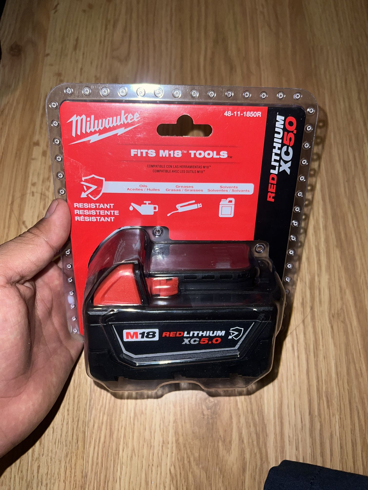 Milwaukee Red Lithium x5.0 battery (fits m18 tools)