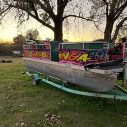 $4500     Pontoon Boat 21 Ft  Is A 1997  Please Read Add