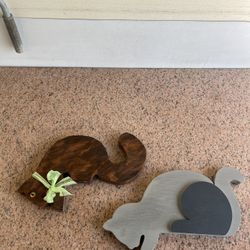 Wood Cat Decoration