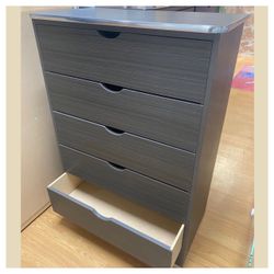 5 drawers dresser / Five drawers dresser / Cajonera