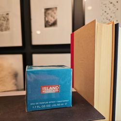 $150-$180 Men’s And Women’s Colognes And Perfumes