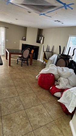 🍽️ Dining Table + 11 Chairs – EVERYTHING for $100! 🍽️
