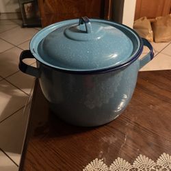 Pot