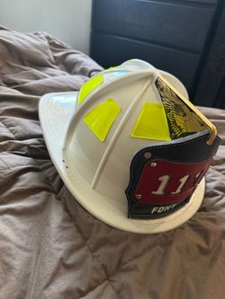 Carin’s 1010 fire helmet and face shield (chiefs helmet)