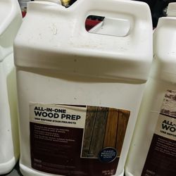 Líquido Para Limpiar Las Cercas De Madera