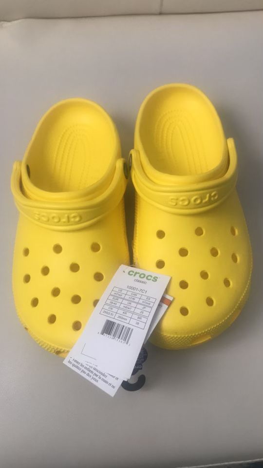 Yello Crocs