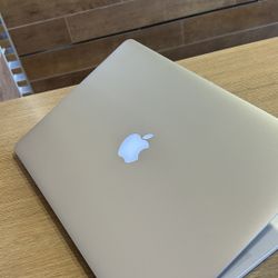 Apple MacBook Pro 15” Retina i7/16GB/500GB SSD $350 