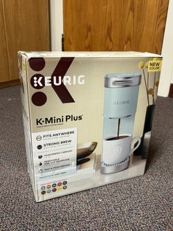 NEW 11X AVA. - KEURIG K-MINI PLUS COFFEE MAKER MISTY GREEN - BULK TAKE ALL FOR 300
