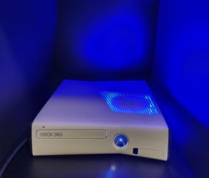 Artic white Xbox 360