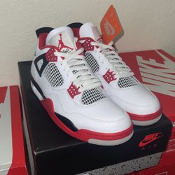 Jordan 4 Fire Red Size 11.5