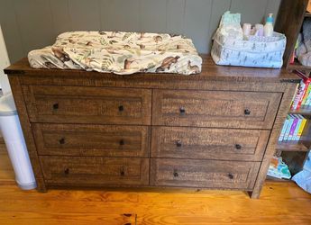 Rustic Wood 6-Drawer Dresser