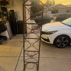 Metal Flower Pot Holder