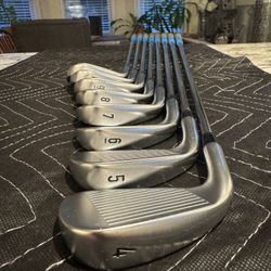 Callaway Apex 21 Irons (4-AW) - Premium Forged Iron Set, Excellent Condition
