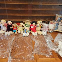 Cabbage Patch Dolls 10 Total 