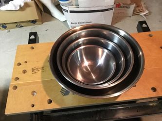 Stainless steel bowls