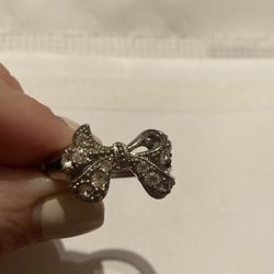 Bow Ring