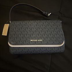 MICHEAL KORS bag brand new
