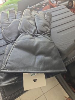 Motorcycle handwear