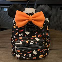 Disney Loungefly Mini Backpack Halloween Minnie