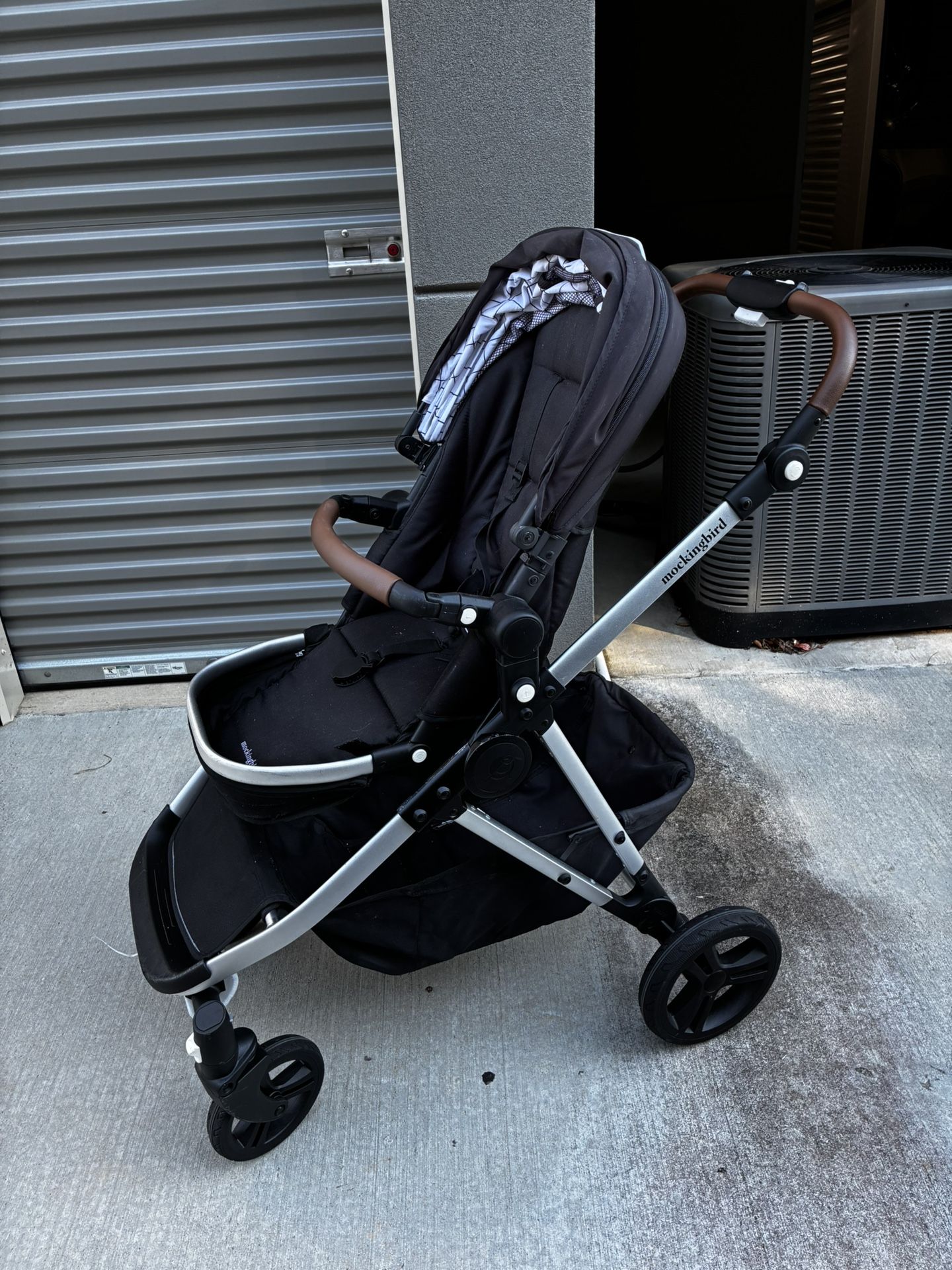 MOCKING SINGLE STROLLER