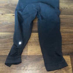 lululemon size 6