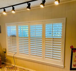 Custom Interior Wood Shutters. Install Included. Persianas De Madera. Best Pricing. We Service All of Southern California. 951-573-2560