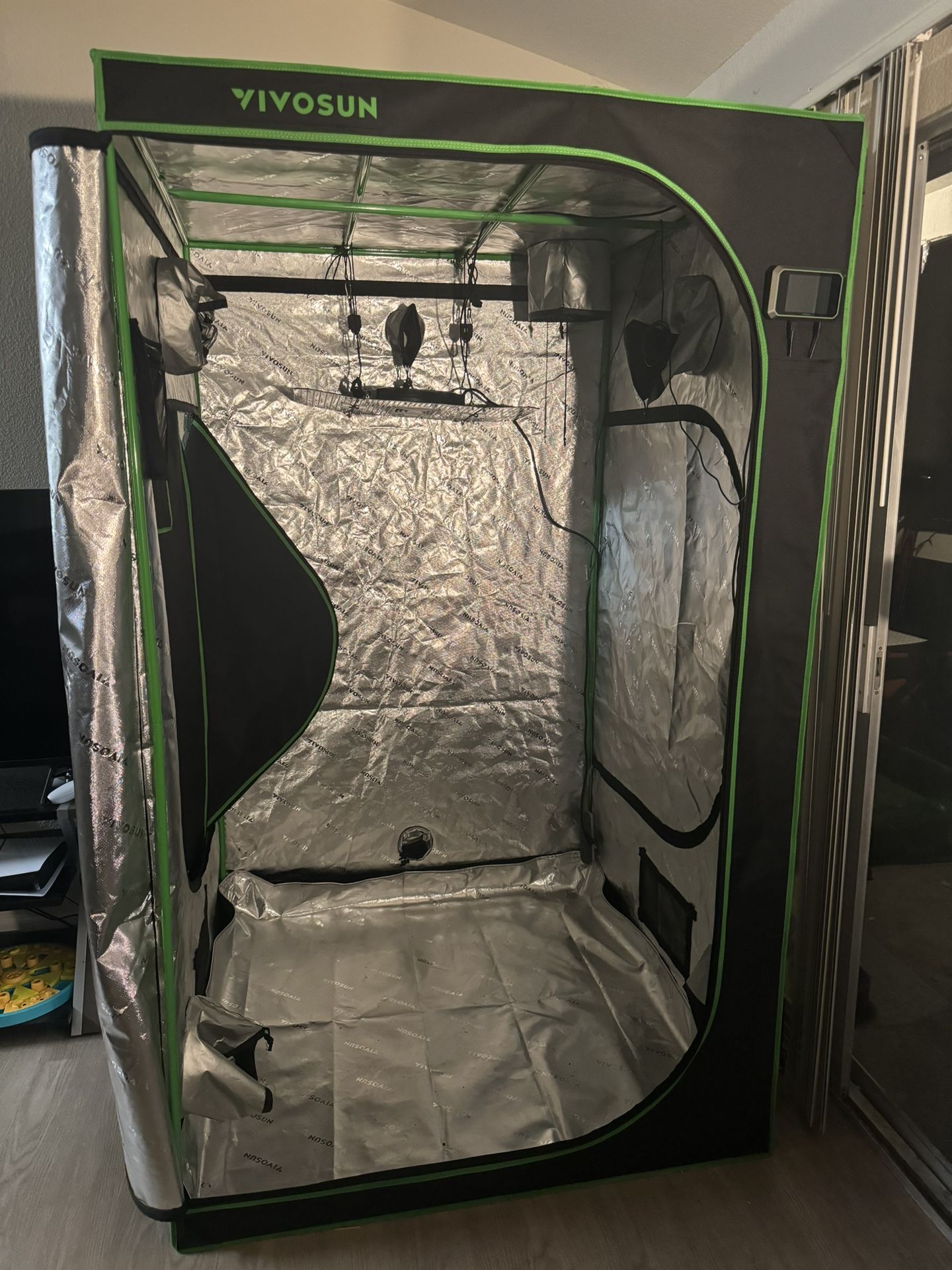 VIVOSUN Grow Plant Tent