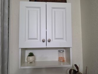 Glacier bay bathroom cabinet