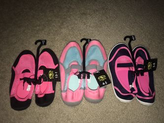 Water Shoes/ Zapatos para el agua $5 EACH/ cada uno